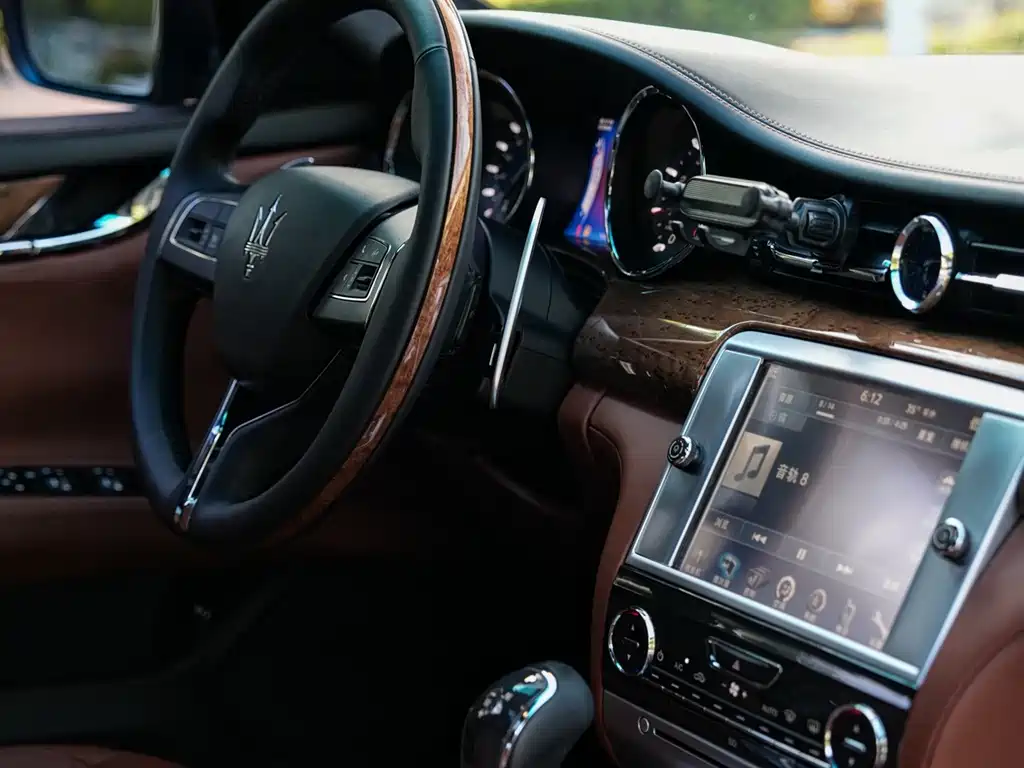 President 2013 3.0T Standard Edition купить на сайте DeffCars