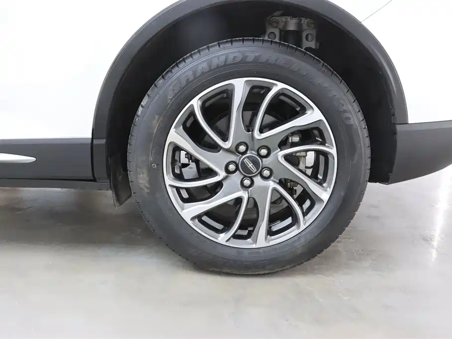 Adventurer 2021 2.0T Two-wheel drive Premium Edition купить на сайте DeffCars