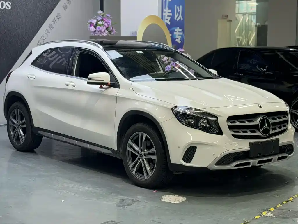 Mercedes-Benz GLA 2018 GLA 200 Dynamic купить на сайте DeffCars
