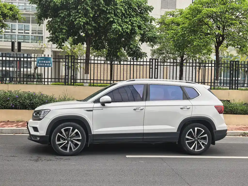 Tuyue 2022 280TSI two-wheel drive luxury version купить на сайте DeffCars