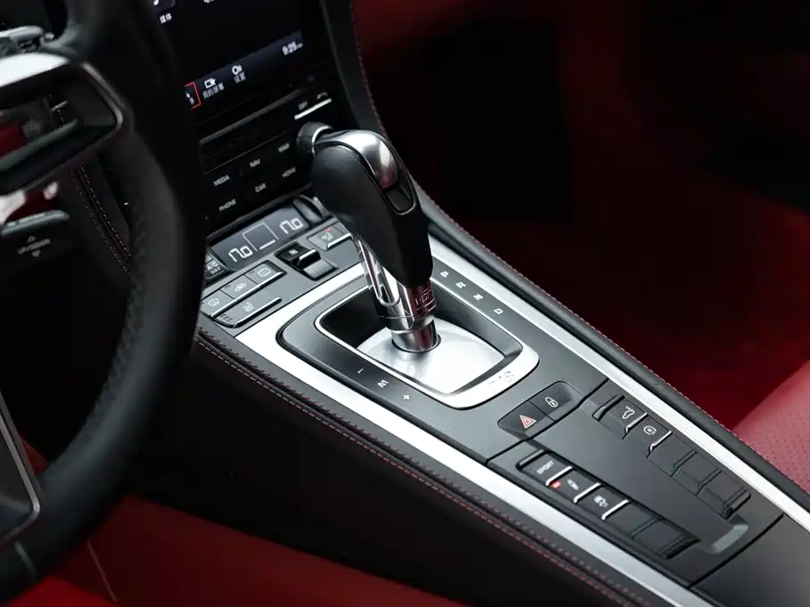 Porsche 718 2018 Cayman 2.0T купить на сайте DeffCars