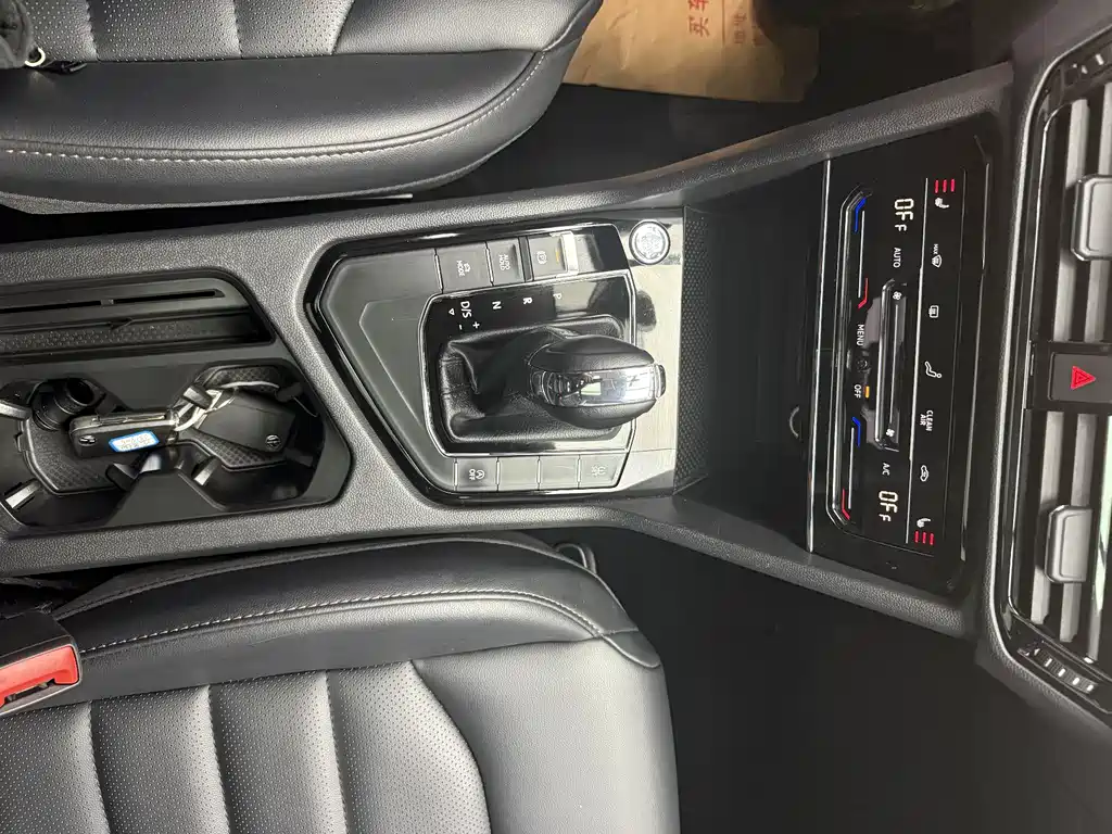 Tuyue 2021 280TSI two-wheel drive luxury version PLUS купить на сайте DeffCars