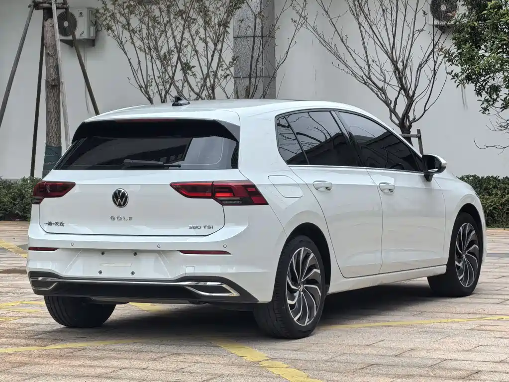 Golf 2023 280TSI DSG Pro купить на сайте DeffCars