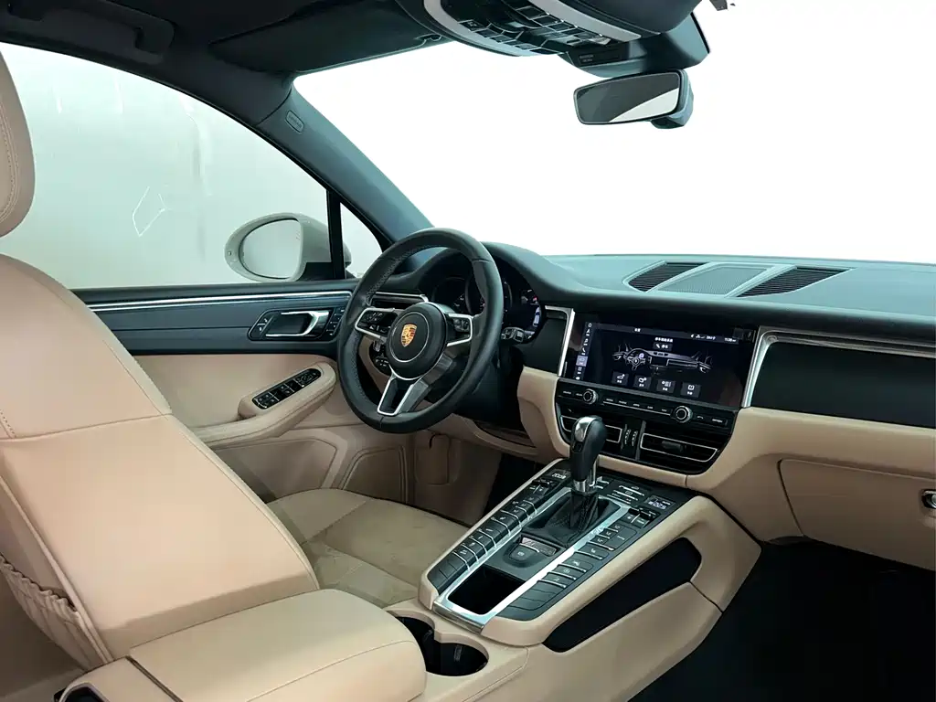 Macan 2018 Macan 2.0T купить на сайте DeffCars