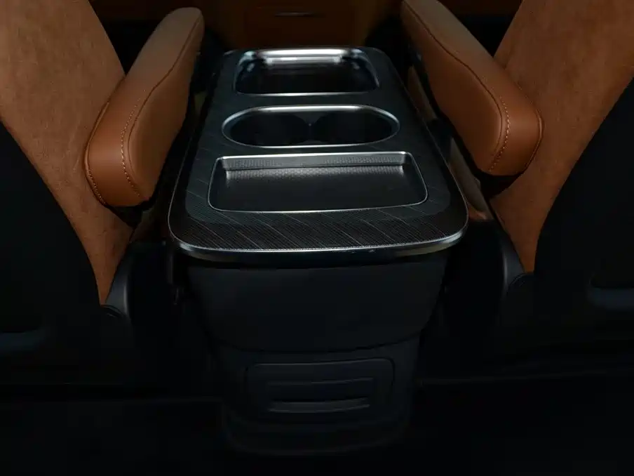 Hongqi HQ9 PHEV 2024 2.0T four-wheel drive business version купить на сайте DeffCars