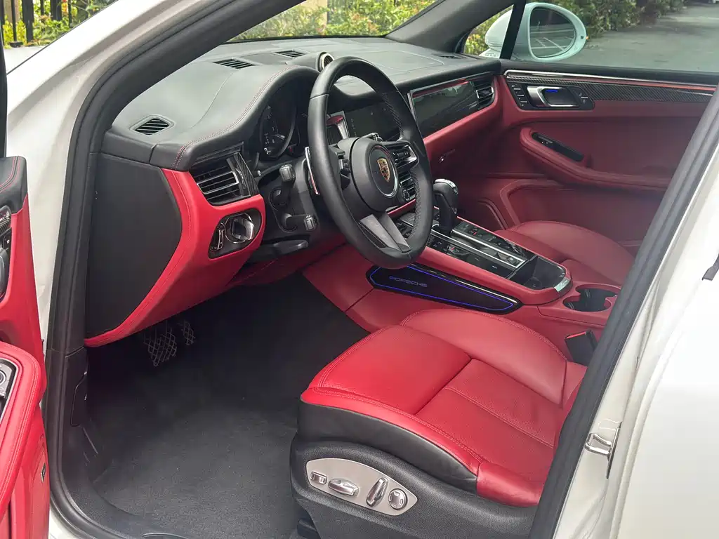 Macan 2023 Macan 2.0T купить на сайте DeffCars