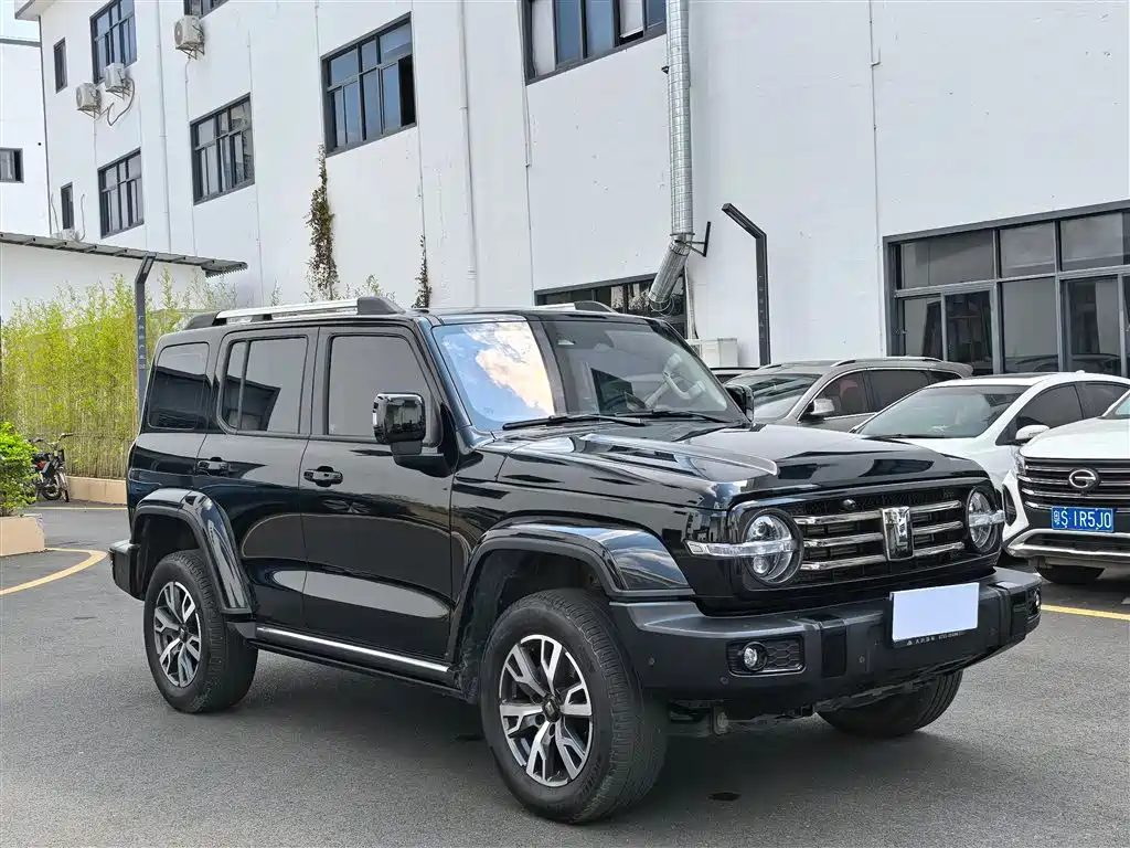 Tank 300 2024 2.0T Traverser купить на сайте DeffCars