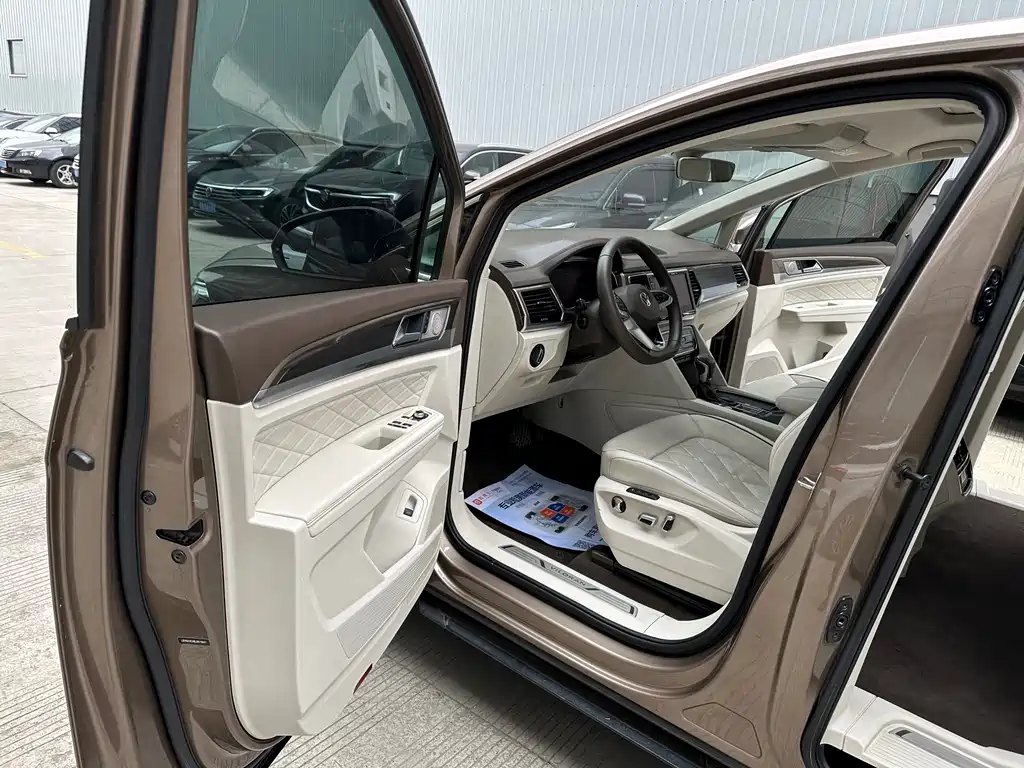 Weiran 2020 380TSI Premium Edition купить на сайте DeffCars