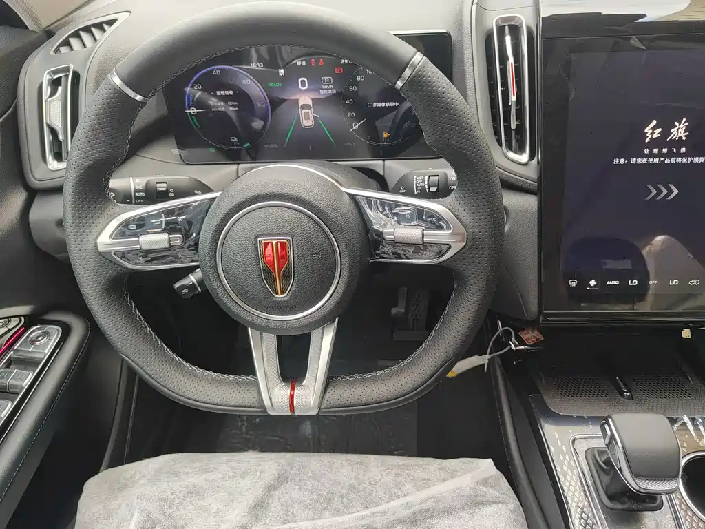 Hongqi HS3 PHEV 2025 125km 2 million commemorative edition купить на сайте DeffCars