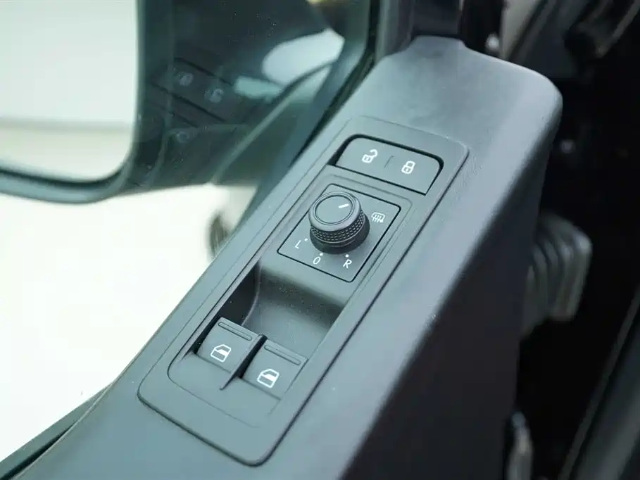 Kailuwei 2018 2.0TSI four-wheel drive comfort version 7 seats купить на сайте DeffCars