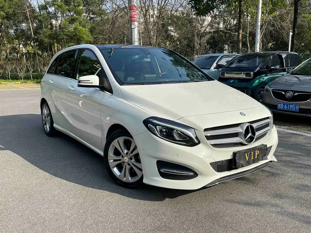 Mercedes-Benz B-Class 2015 B 200 Fashion Model купить на сайте DeffCars