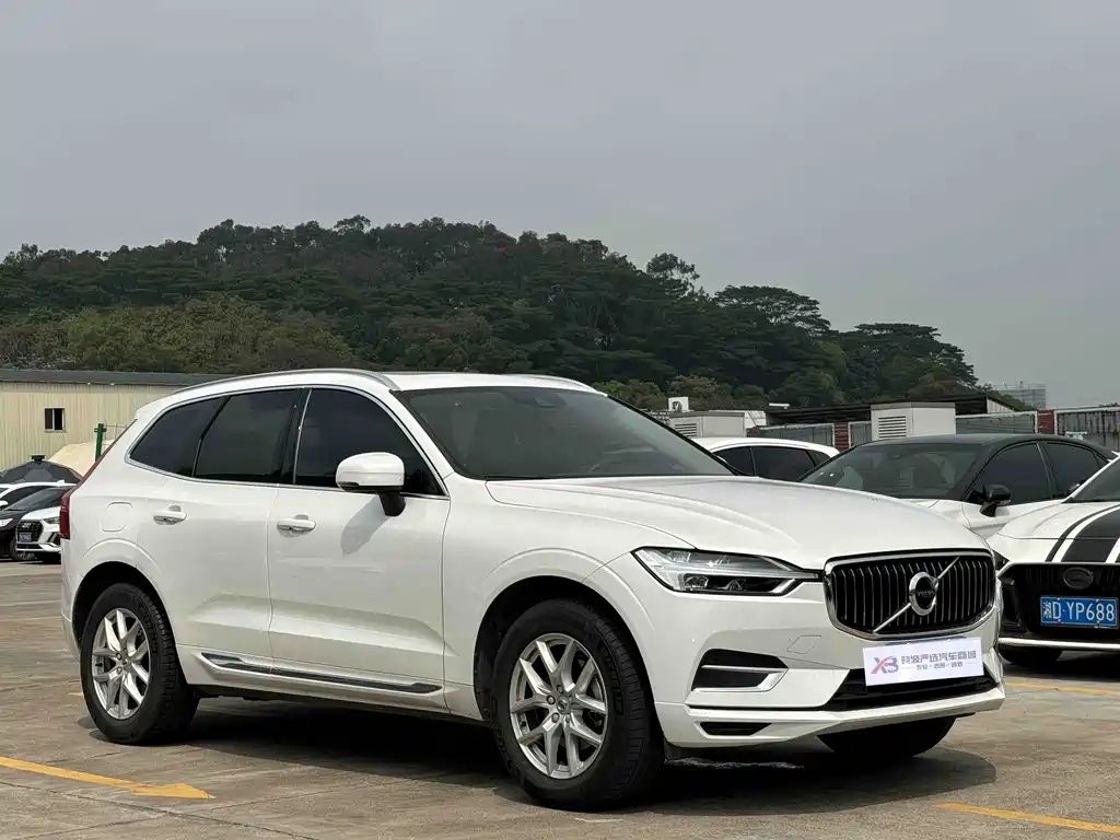 Volvo XC60 2020 T5 four-wheel drive Zhiyi Luxury Edition купить на сайте DeffCars