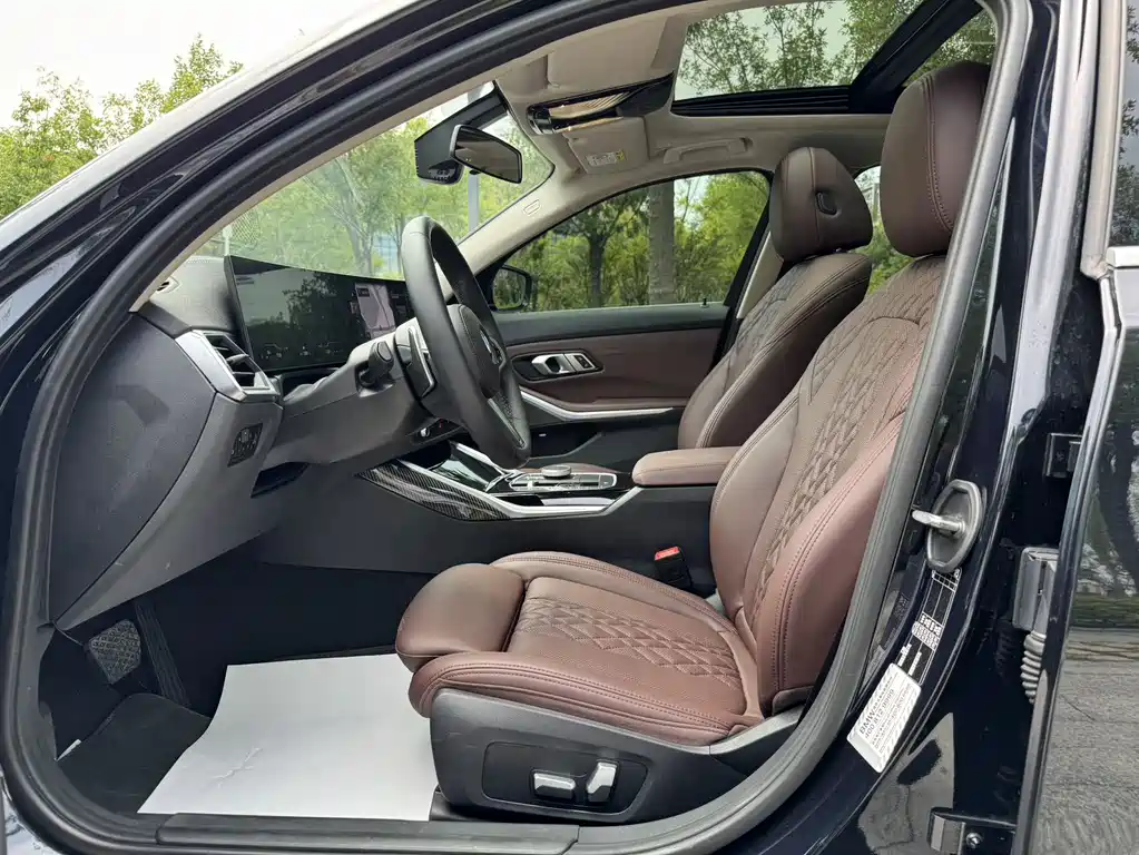 BMW 3 Series 2023 320Li M Sports Package купить на сайте DeffCars