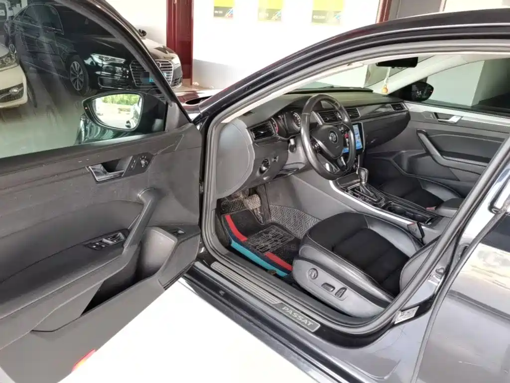Passat 2017 330TSI DSG Premium Edition купить на сайте DeffCars