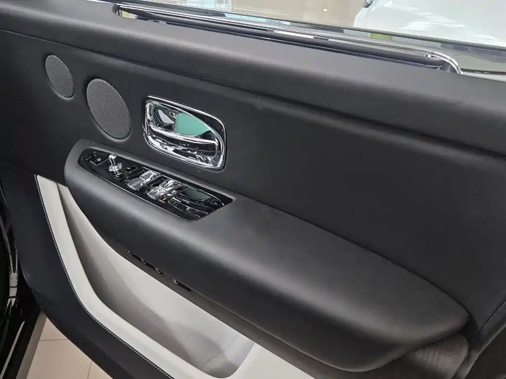 Cullinan 2024 five-seater version купить на сайте DeffCars
