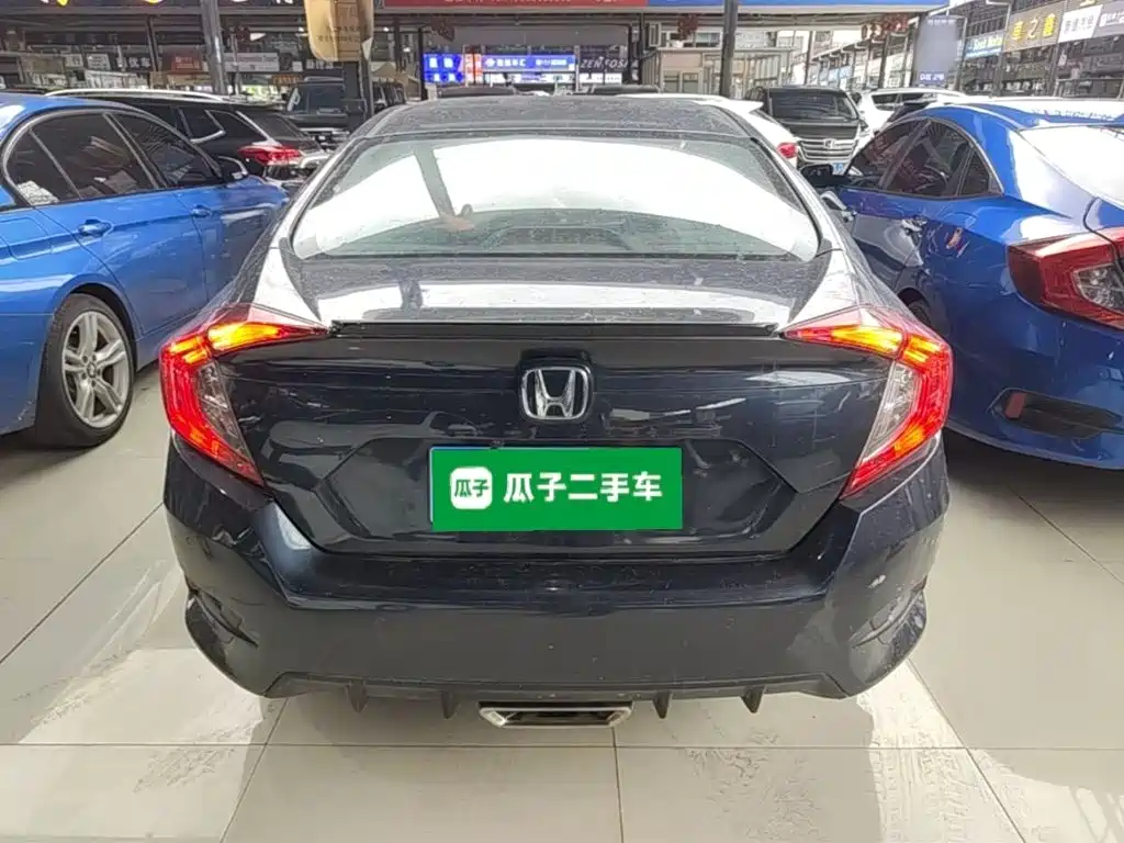 Civic 2019 220TURBO CVT Combustion Edition Country VI купить на сайте DeffCars