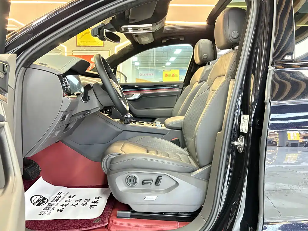 Touareg 2019 3.0TSI Ruifeng Edition National VI купить на сайте DeffCars