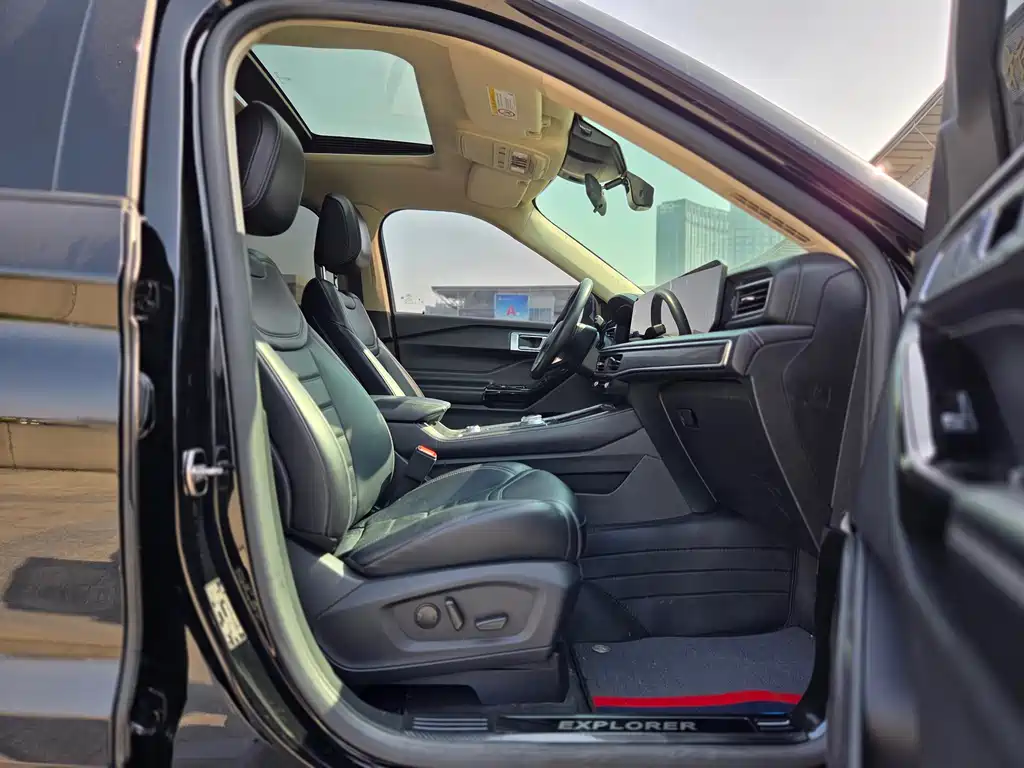 Explorer 2023 EcoBoost 285 four-wheel drive style plus version 7 seats купить на сайте DeffCars