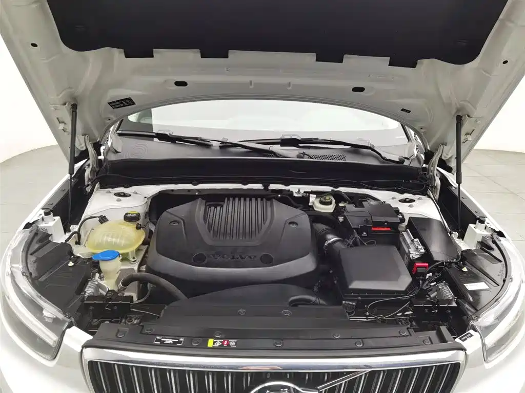 Volvo XC40 2020 T3 Zhixing Fashion Edition купить на сайте DeffCars