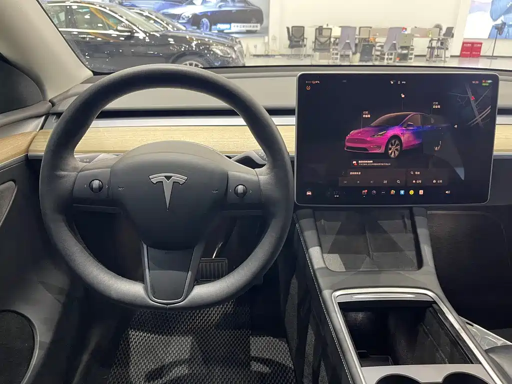 Model Y 2022款 改款 后轮驱动版 купить на сайте DeffCars