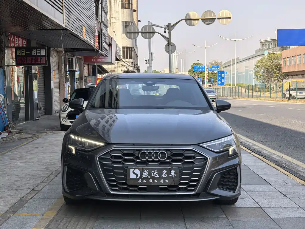 Audi A3 2024 A3L Limousine 35 TFSI Fashionable and Sporty купить на сайте DeffCars