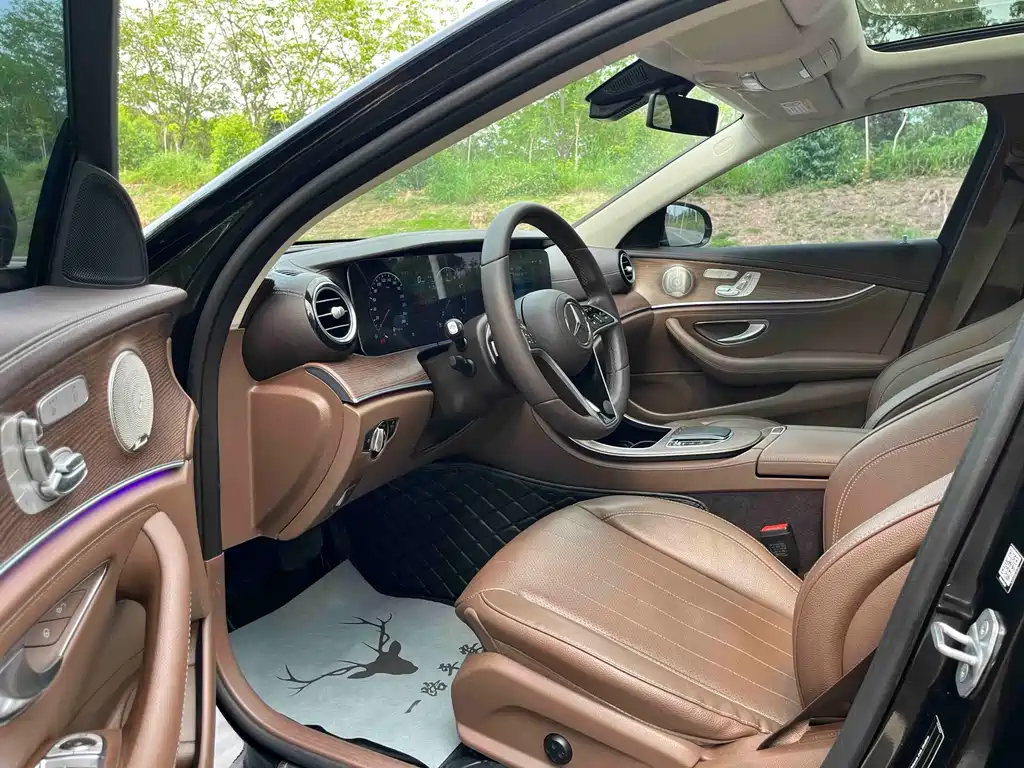 Mercedes-Benz E-Class 2023 E 300 L Luxury Model купить на сайте DeffCars