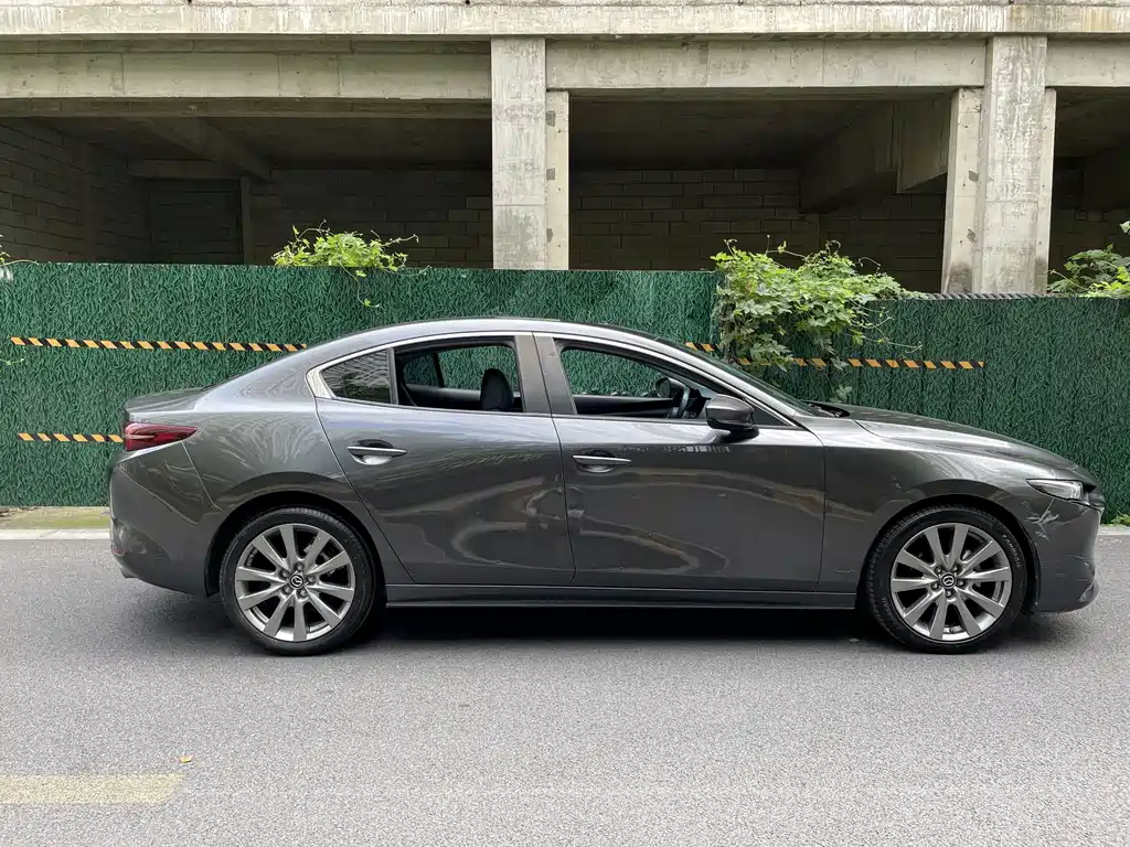 Mazda3 Angkesela 2021 2.0L automatic quality version купить на сайте DeffCars