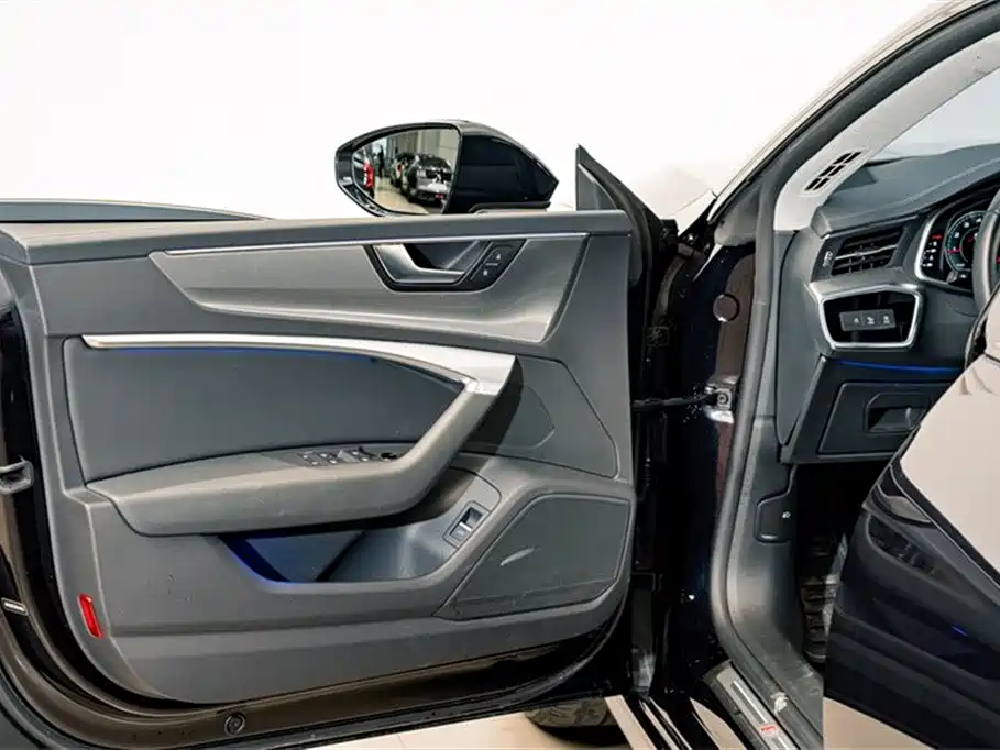 Audi A7L 2024 45TFSI quattro S-line vision type liquid crystal package купить на сайте DeffCars
