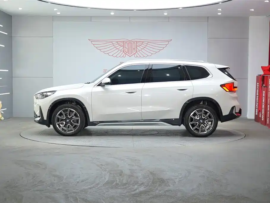 BMW X1 2025 sDrive25Li X Design Package купить на сайте DeffCars