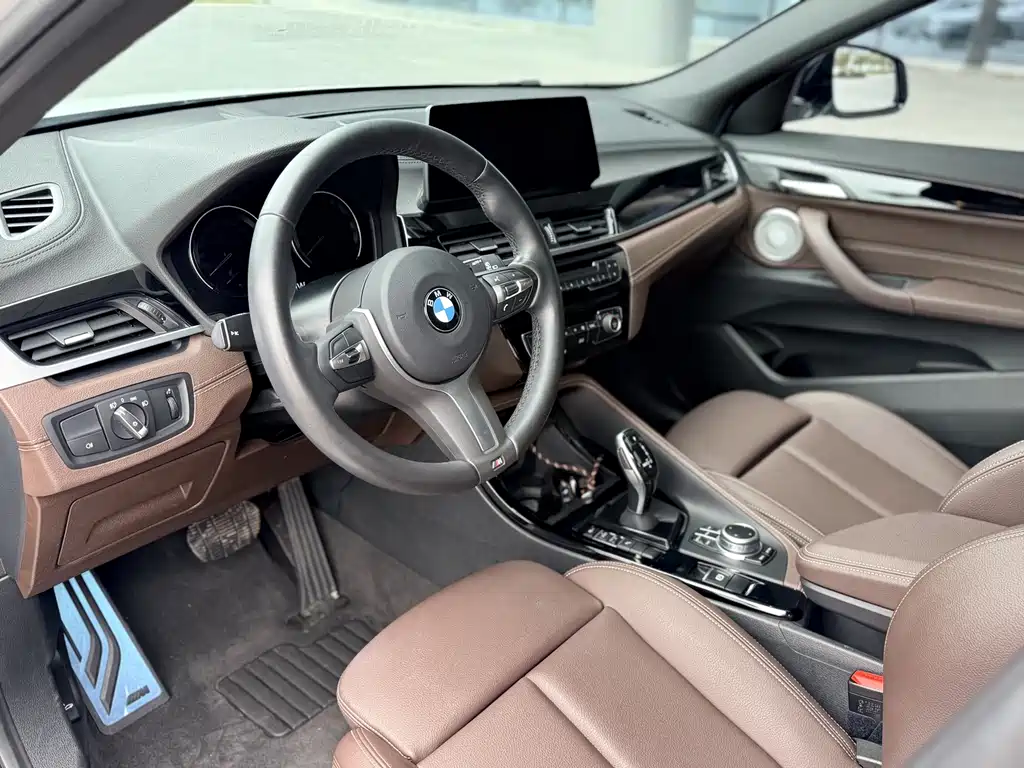 BMW X2 2021 sDrive25i leading M sports package купить на сайте DeffCars
