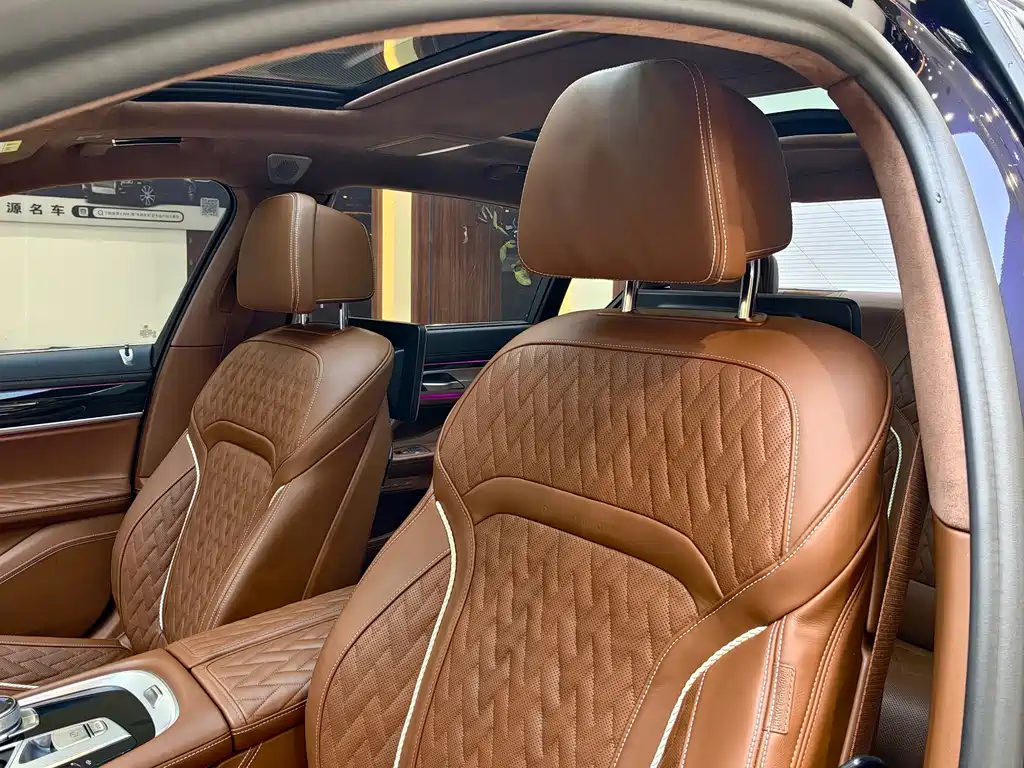 BMW 7 Series 2019 740Li xDrive Executive Luxury Package купить на сайте DeffCars