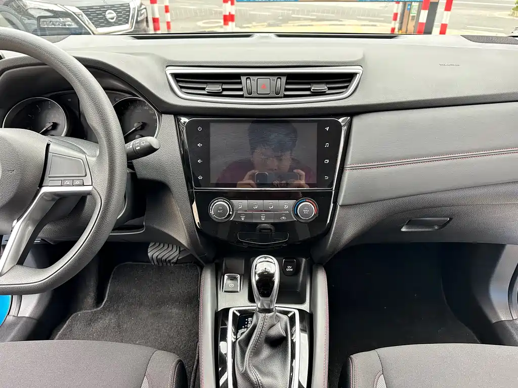 Qashqai 2019 2.0L CVT Smart Edition купить на сайте DeffCars