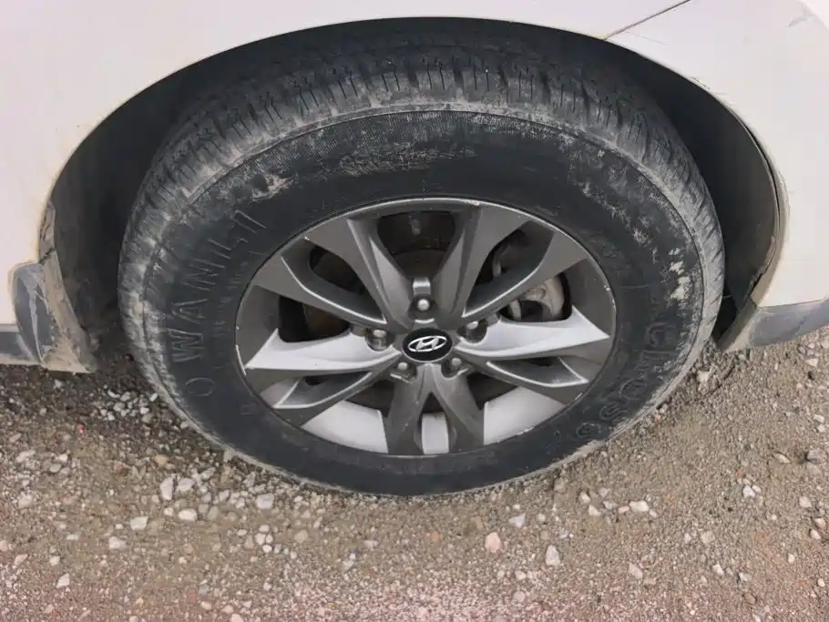 Beijing Hyundai ix35 2015 2.0L automatic two-wheel drive comfort model National V купить на сайте DeffCars