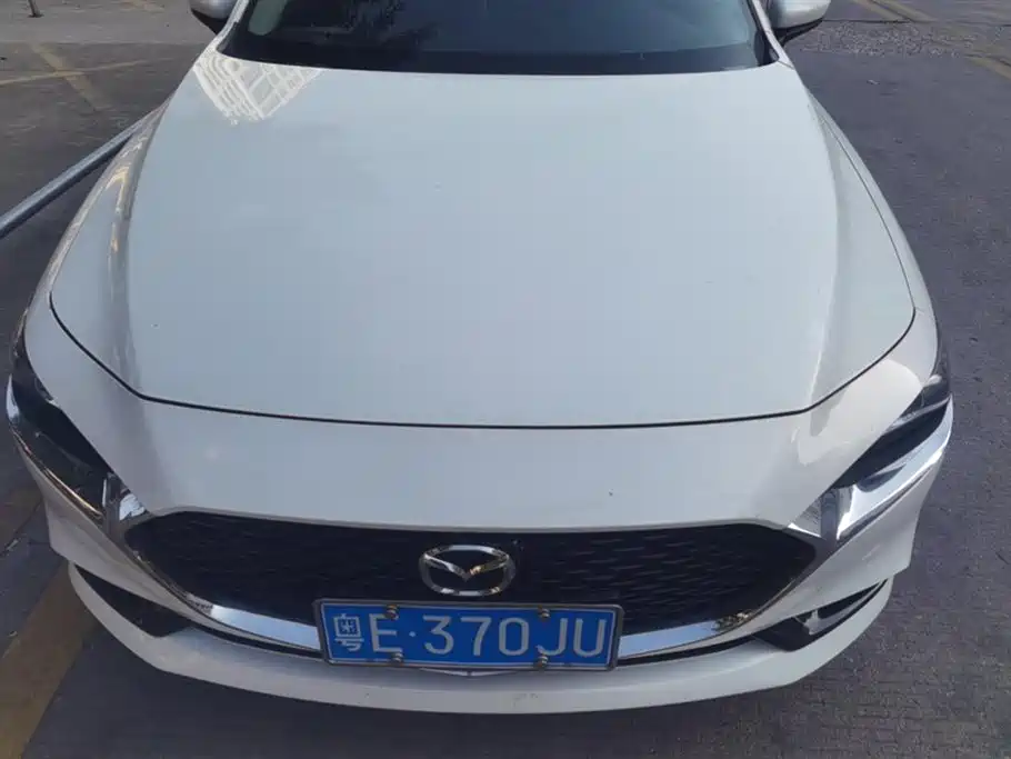 Mazda3 Angkesela 2020 2.0L Automatic Premium Edition купить на сайте DeffCars