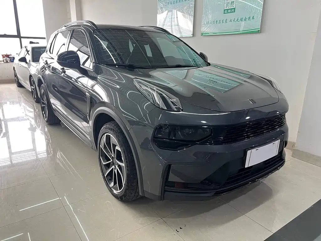 Lynk & Co 01 2023 1.5TD EM-F PM купить на сайте DeffCars