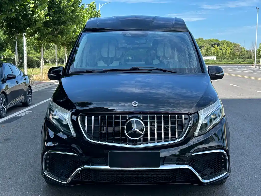 Mercedes-Benz V-Class 2018 V 260 L Premium Extended Edition National VI купить на сайте DeffCars