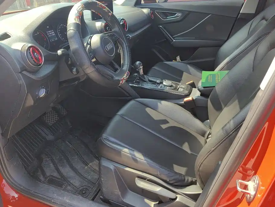 Audi Q2L 2018 35 TFSI launches exclusive version, National VI купить на сайте DeffCars