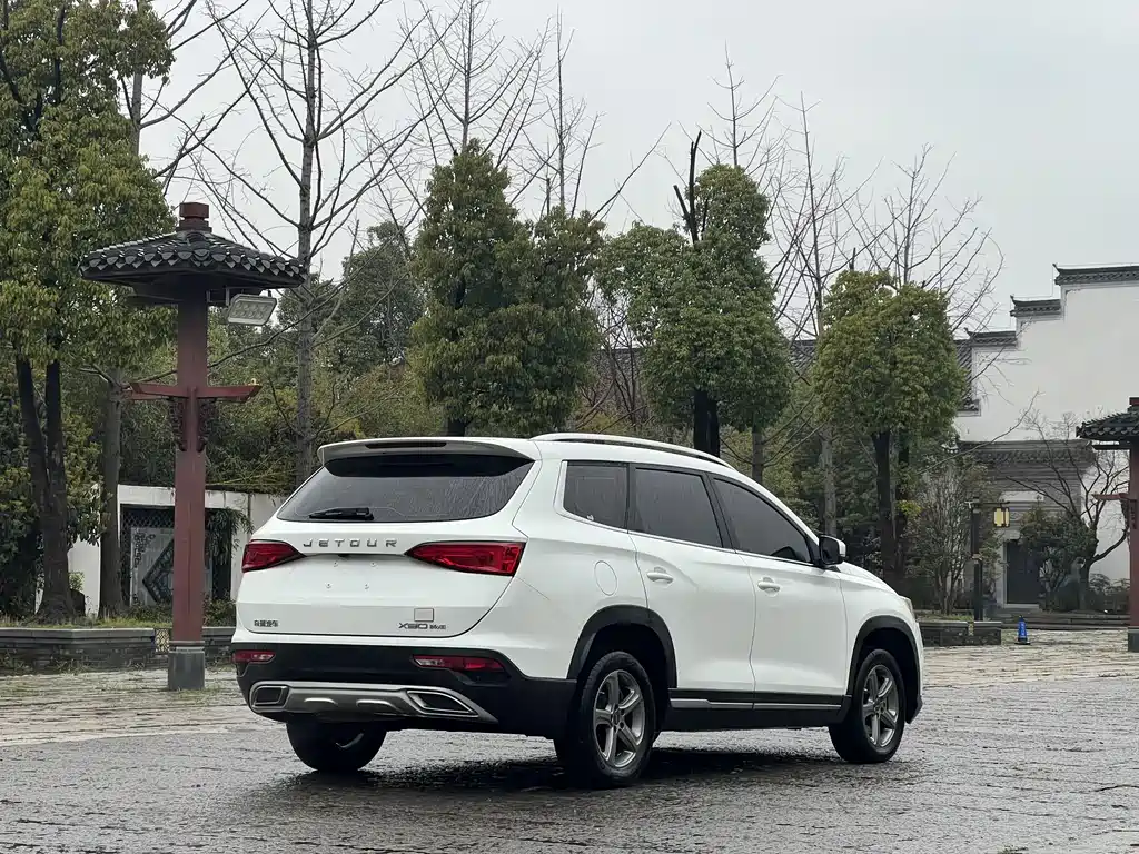 Jietu X90 2019 1.5T automatic premium type 5 seats National V купить на сайте DeffCars
