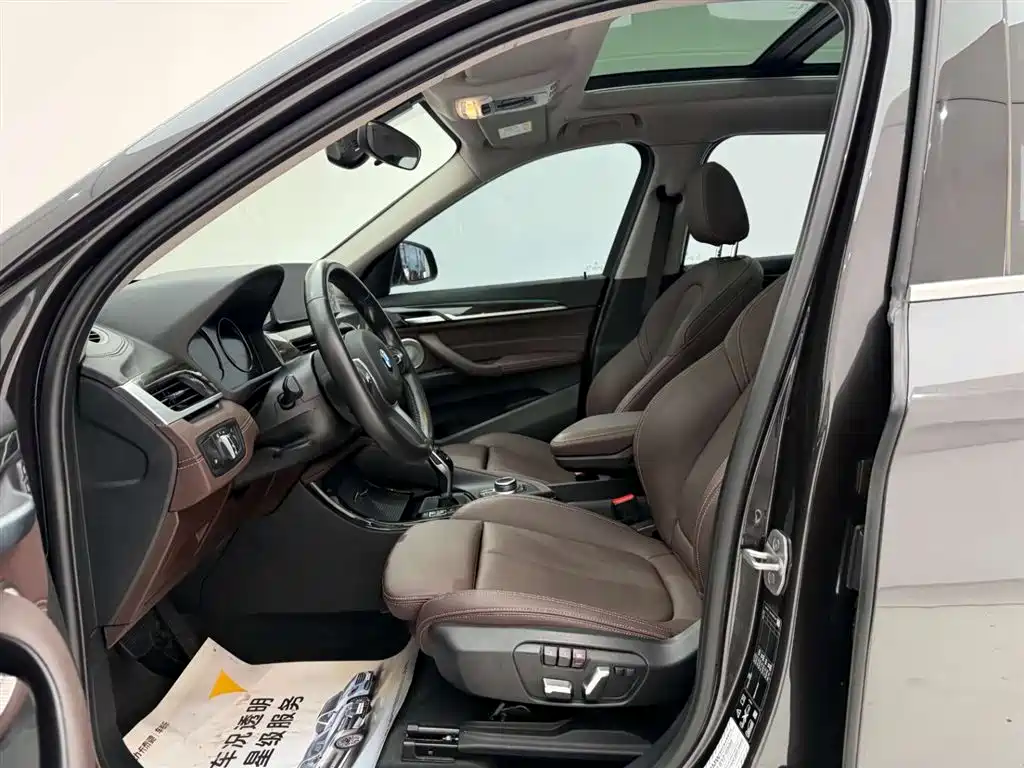 BMW X1 2021 facelift xDrive25Li exclusive model купить на сайте DeffCars