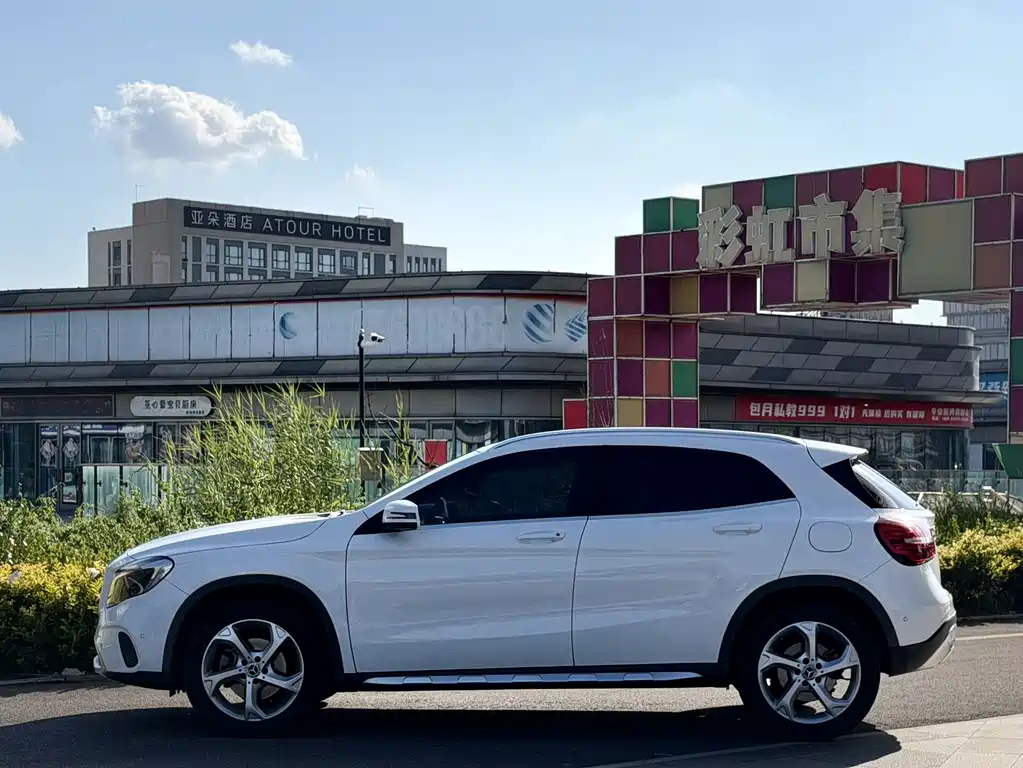 Mercedes-Benz GLA 2018 GLA 200 Dynamic купить на сайте DeffCars
