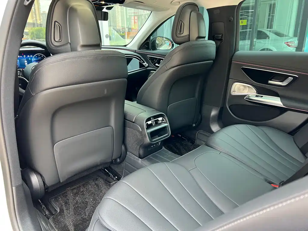 Mercedes-Benz E-Class imported 2025 E 300 luxury sports version купить на сайте DeffCars