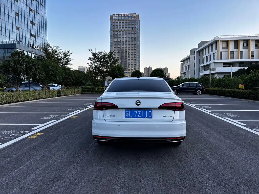 Bora 2021 1.5L Automatic Elite Intelligent Edition купить на сайте DeffCars
