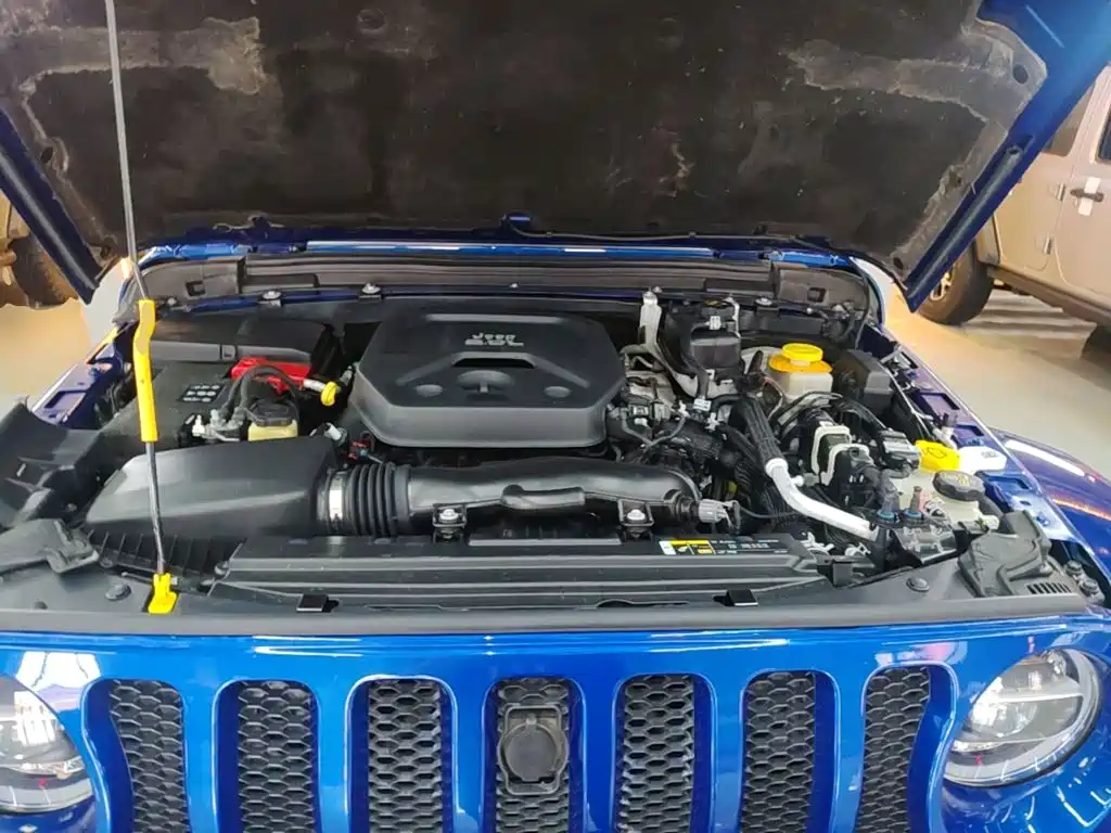 Wrangler 2018 2.0T Sahara four-door version купить на сайте DeffCars