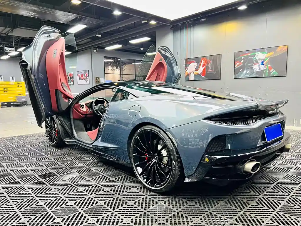 McLaren GT 2019 4.0T Standard Model купить на сайте DeffCars