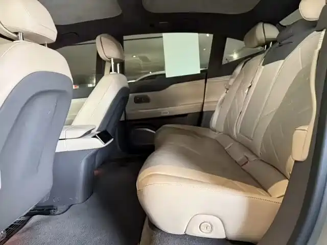 NIO ET7 2022 model 100kWh first edition купить на сайте DeffCars