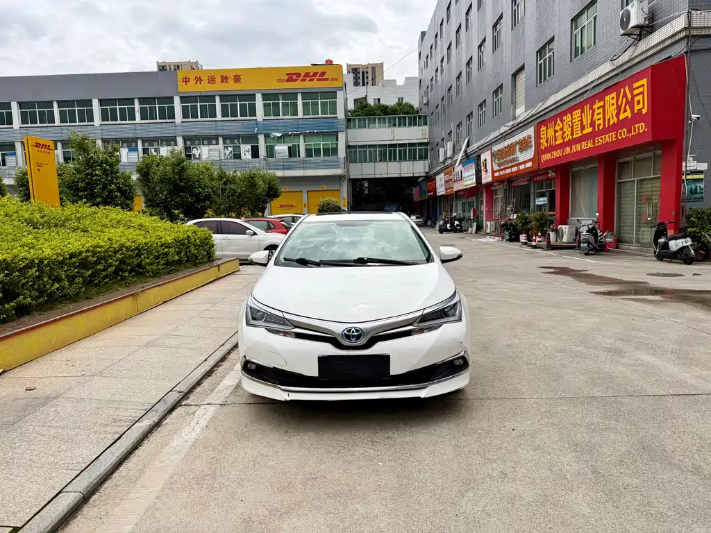 Corolla 2018 Dual Engine 1.8L E-CVT Smart Edition купить на сайте DeffCars