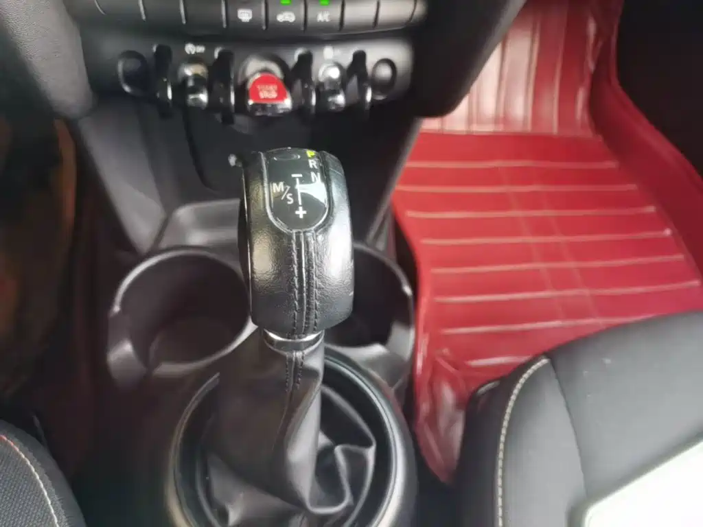 MINI 2014 1.2T ONE купить на сайте DeffCars