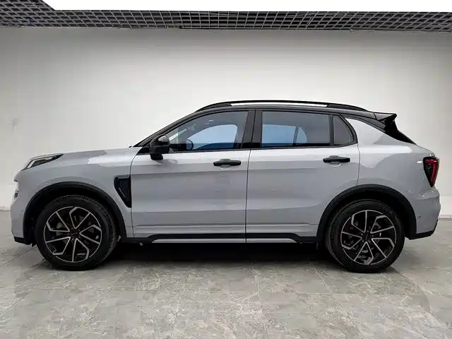 Lynk & Co 01 2023 1.5TD EM-F Chenxi купить на сайте DeffCars