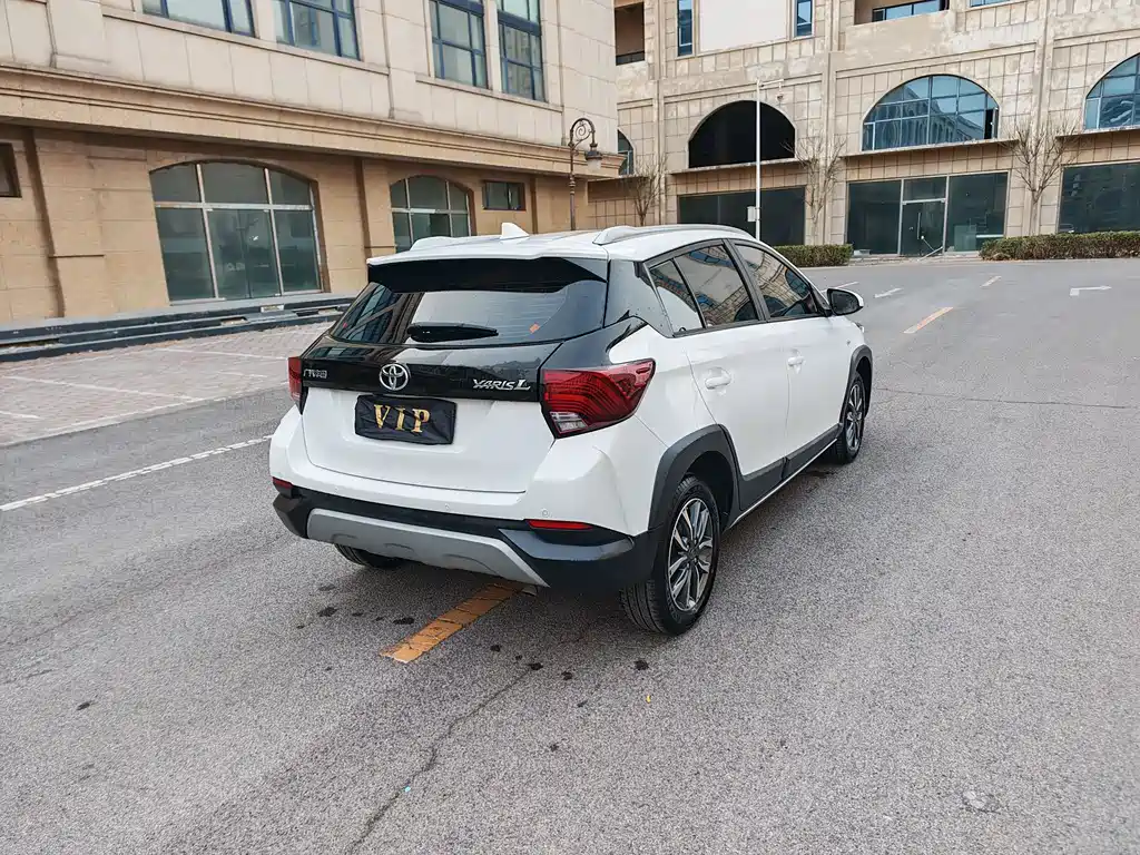 YARiS L Zhixuan 2021 Zhixuan X 1.5L CVT Deluxe Edition купить на сайте DeffCars