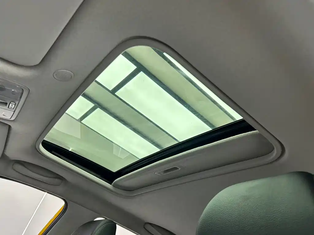 Yipao 2021 1.4L CVT fun sunroof model купить на сайте DeffCars